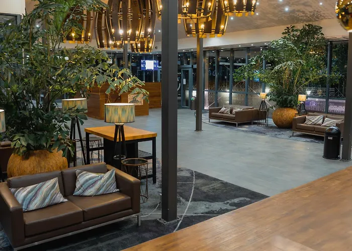 A&O London Docklands Riverside