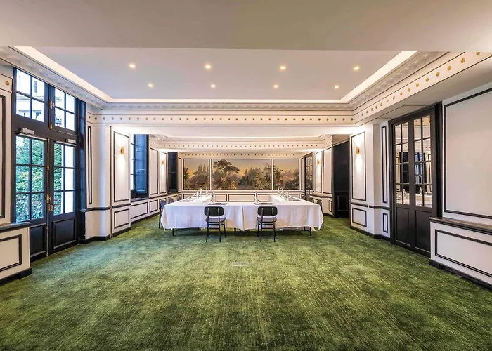 Aigle Noir Hotel Fontainebleau - Mgallery Collection