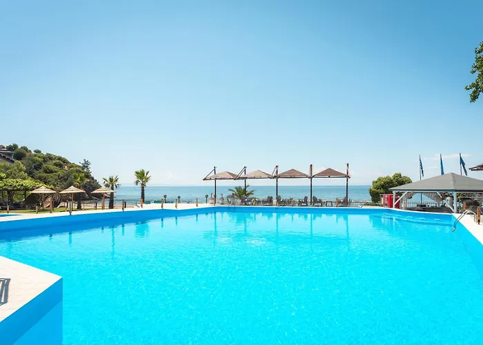Kamari Beach Hotel