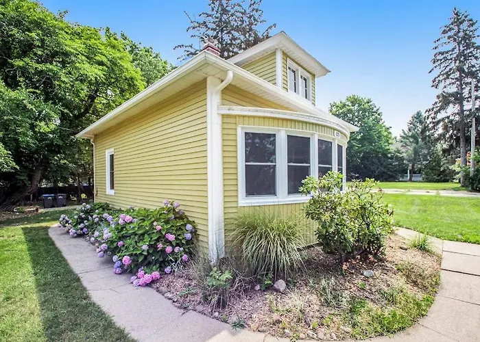 Hydrangea House