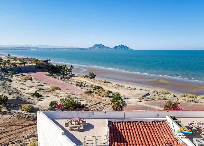 Casa Julieta: Spacious 3-Bedroom Home For 14 Guests!