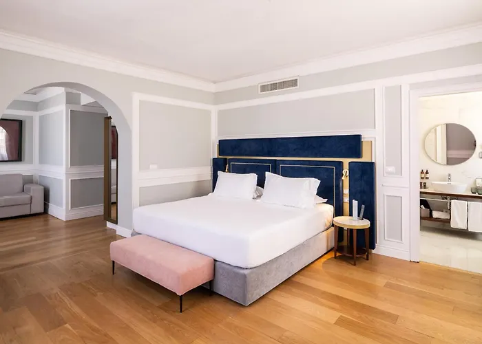 Palazzo Artemide - Vretreats, An Slh Hotel