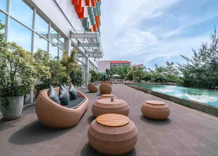HARRIS Hotel Batam Center