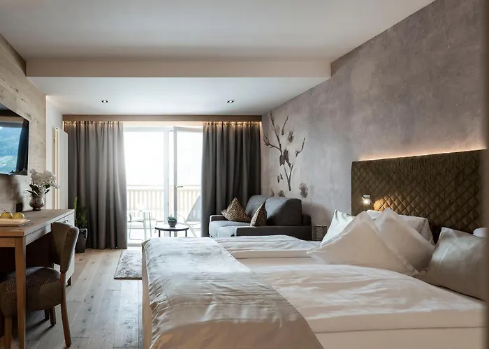 Small & Beautiful Hotel Gnaid