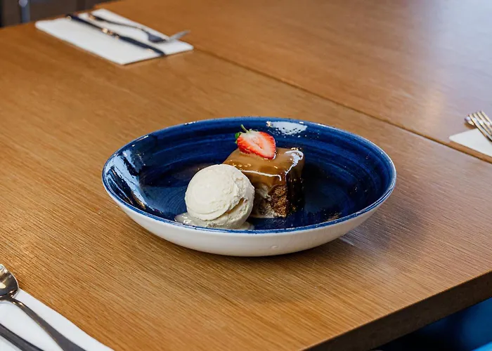 Holiday Inn Express Aberdeen Airport By Ihg