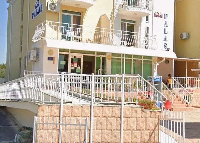 Hotel Palace