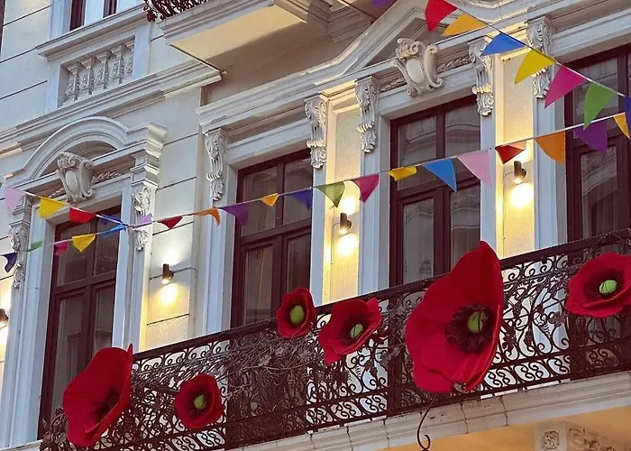 Belle Epoque Boutique (Adults Only)