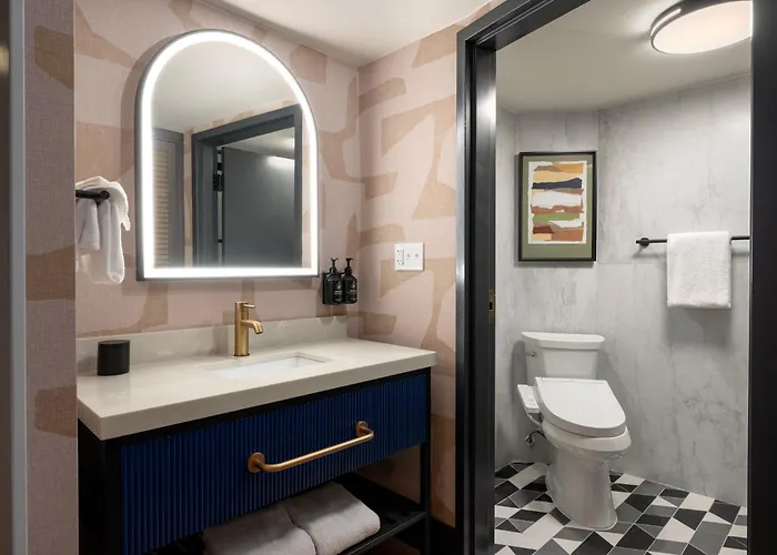 Hotel Indigo Detroit North - Troy By Ihg