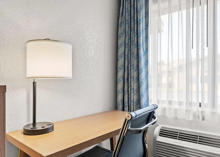 Days Inn By Wyndham Alpena