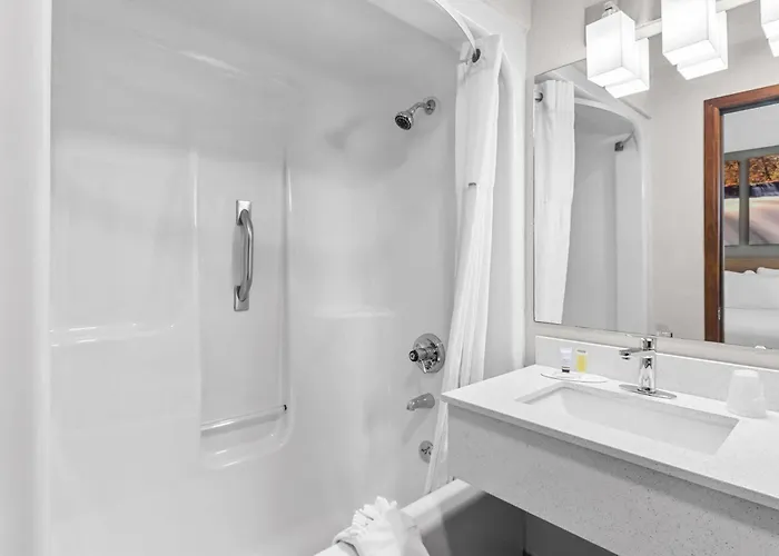 Days Inn By Wyndham Alpena
