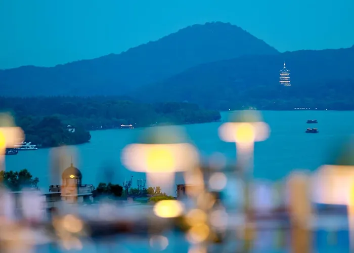 Midtown Shangri-La, Hangzhou, Moments From West Lake