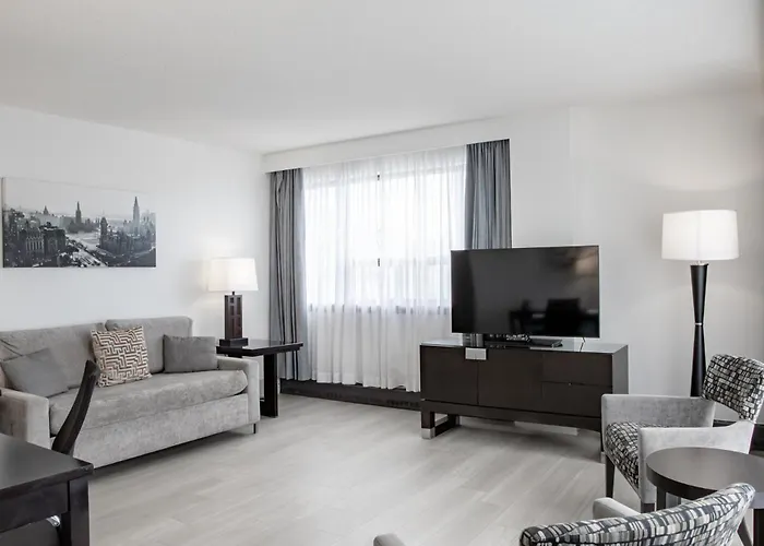 Ottawa Embassy Hotel & Suites