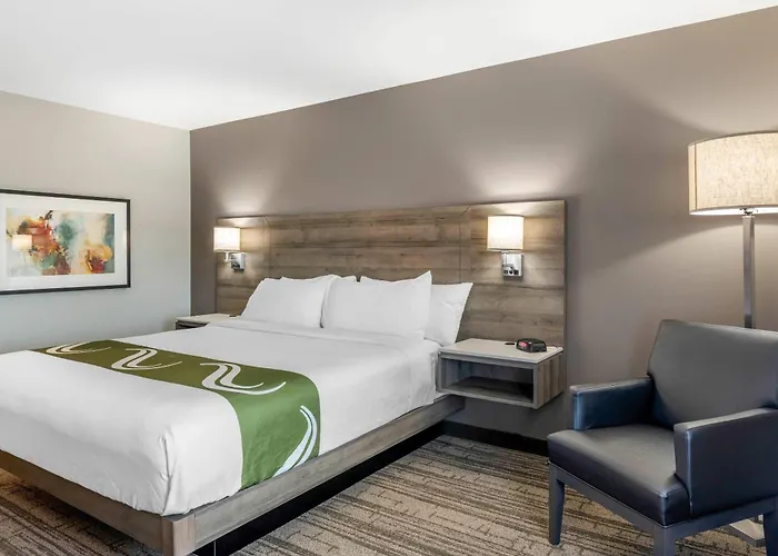 Amsterdam Inn & Suites Fredericton, An Ascend Collection Hotel