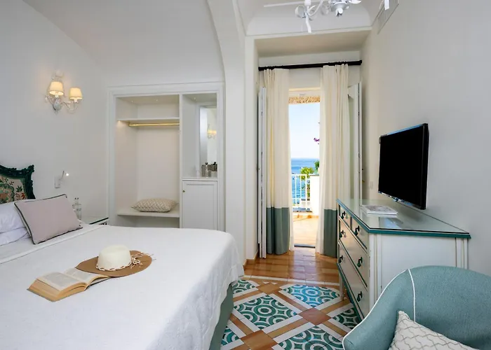 Hotel Buca Di Bacco