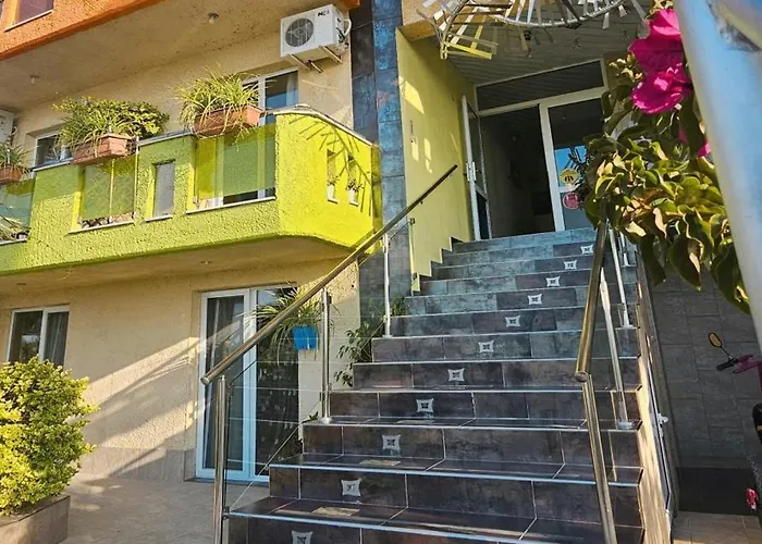 Lilalo Ηotel