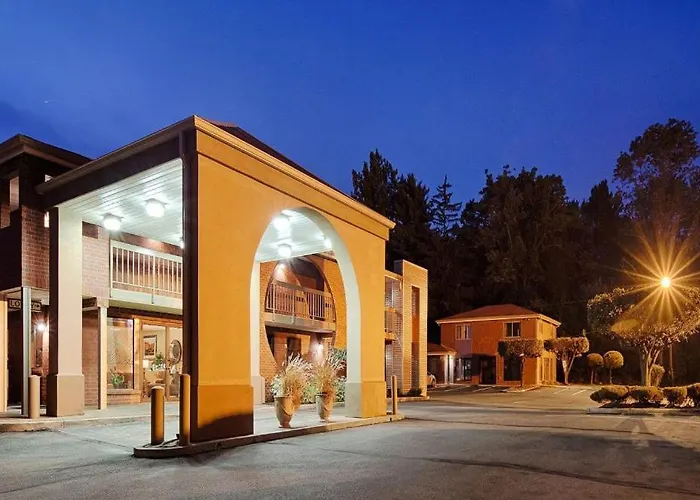 Mho Inn And Suites Monmouth Junction