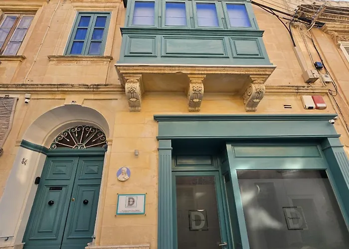D Townhouse Boutique Suites