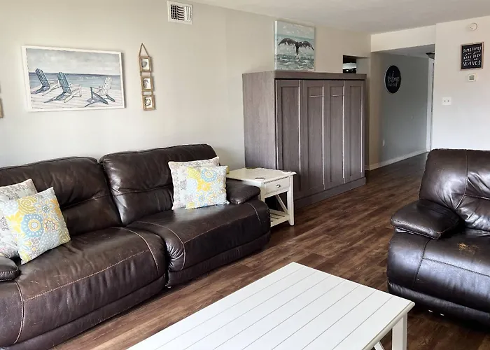 Islandwood Condos Unit 104