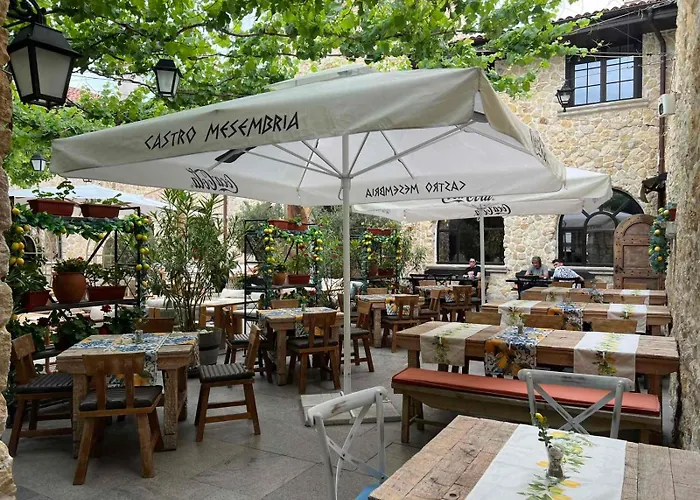 Castro Mesembria Boutique Hotel