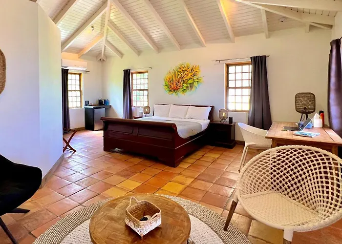 Quill Gardens Boutique Hotel