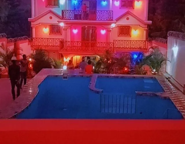 La Belle Hotel