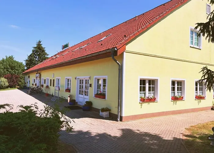 Hotel-Pension Am Muehlberg