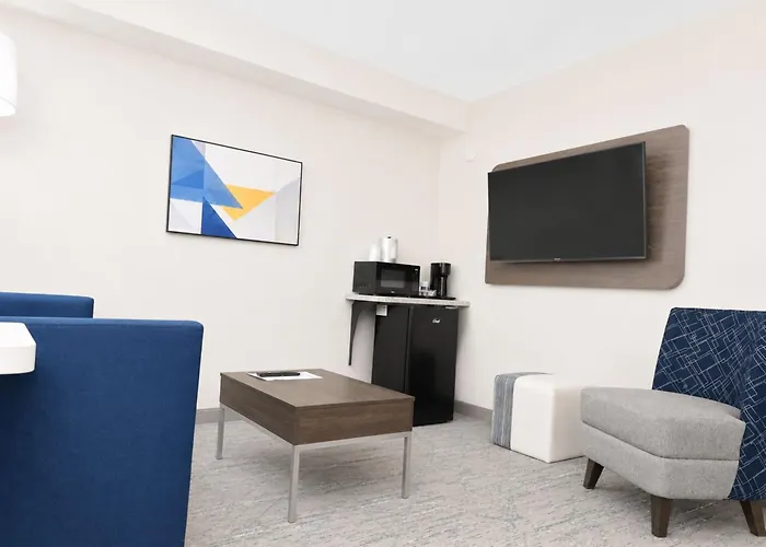Holiday Inn Express Dryden By Ihg