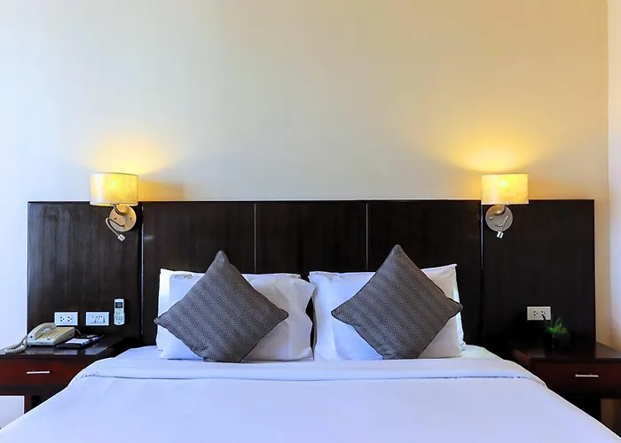 Paseo Premiere Hotel