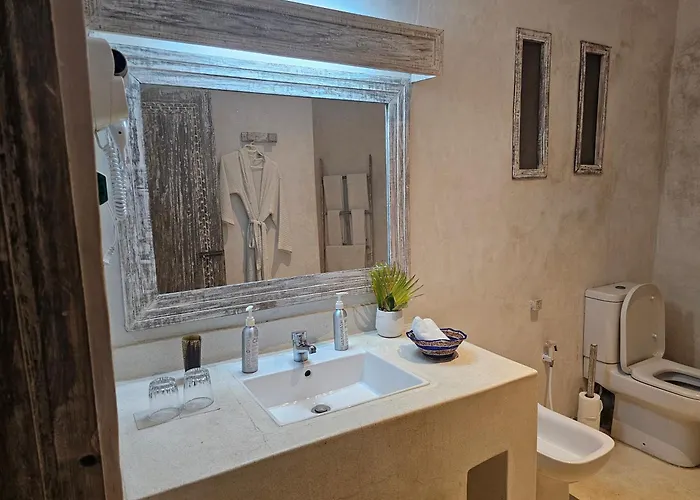 The Villa Luxury Suites Hotel