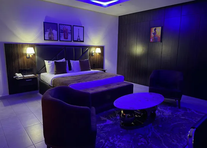 Vinpy Hotels