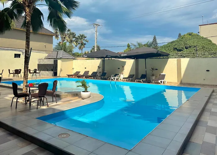 Apartments Plaza Hotel
