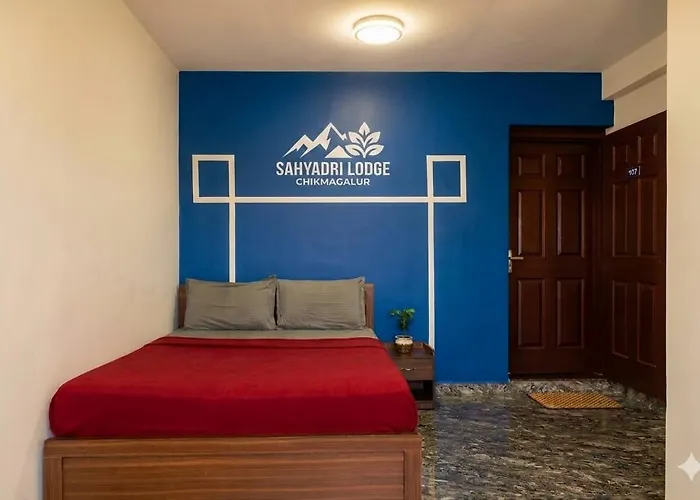 Sahyadri Lodge And Restaurant
