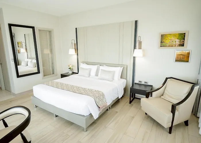 The Navy House Hotel