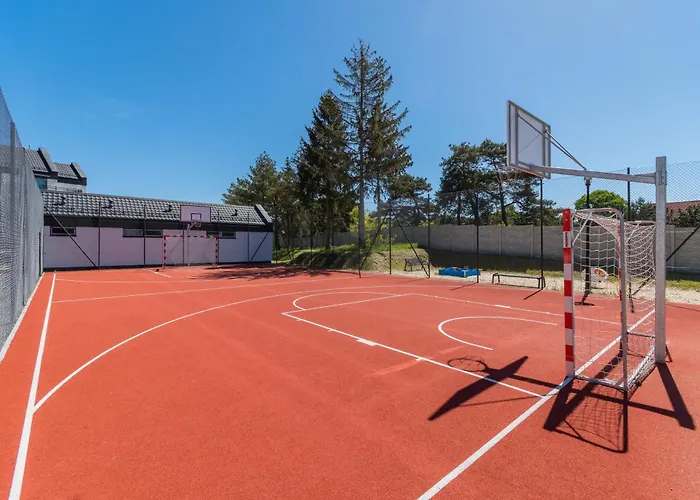 Flatbook Rodzinne Apartamenty Jantar Resort Z Parkingiem, Placem Zabaw I Wiata Grillowa