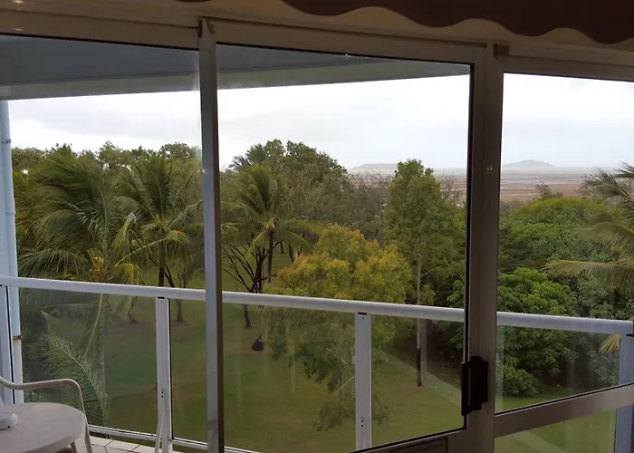 Ocean International Hotel