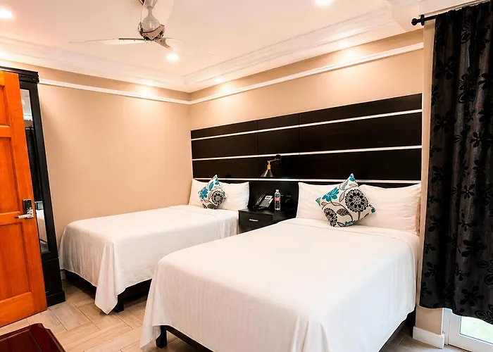 Hotel Cacaxtla Collection