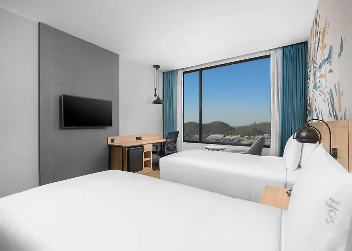 Holiday Inn & Suites Siracha Laemchabang By Ihg
