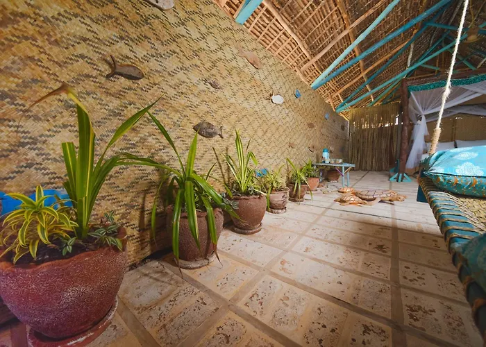 Kizingo Beach Eco Lodge