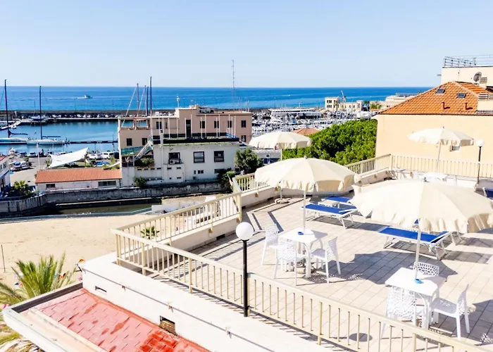 Residence Dei Due Porti