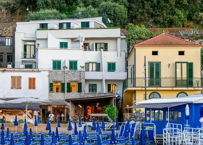 Hotel Baia Di Puolo