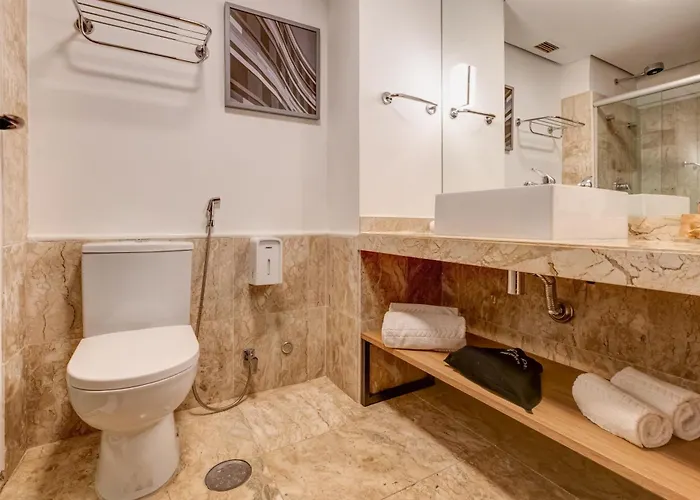 Quality Suites Alphaville