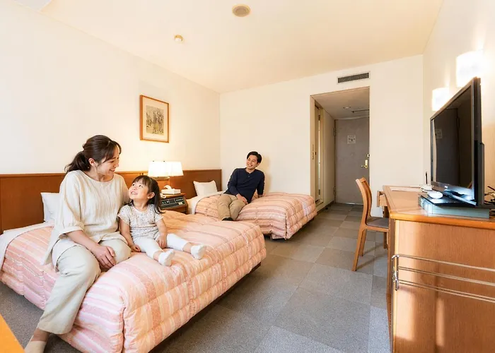 Tendo Central Hotel