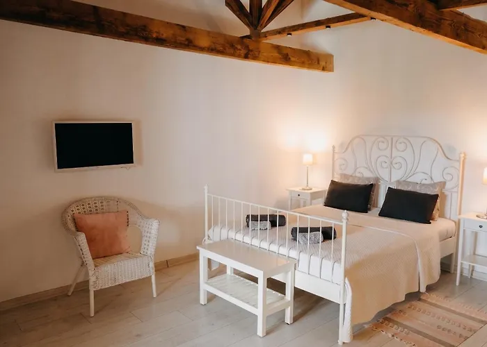 Attalos Suites Hotel
