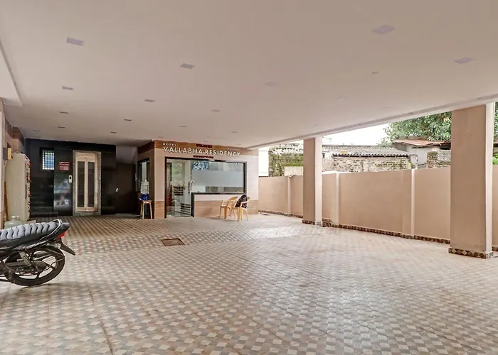 Hotel O Vallabha Residency