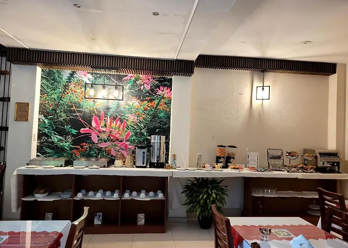 Aura Hotel