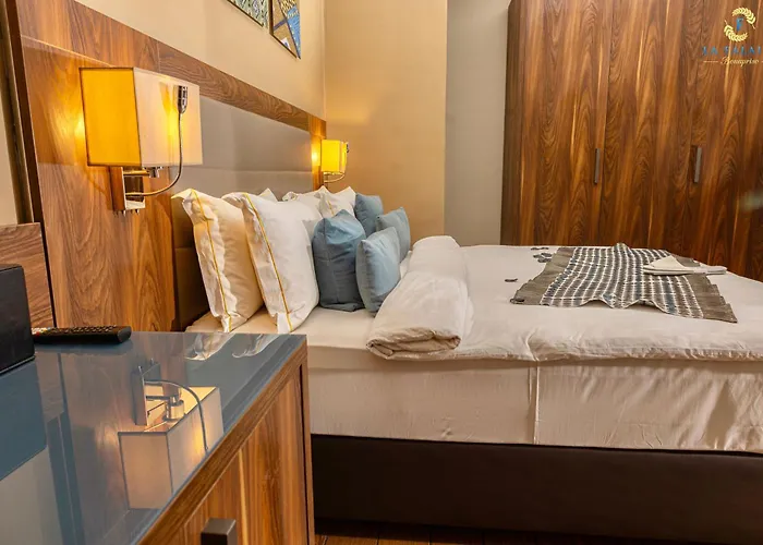 Hotel La Falaise Bonapriso