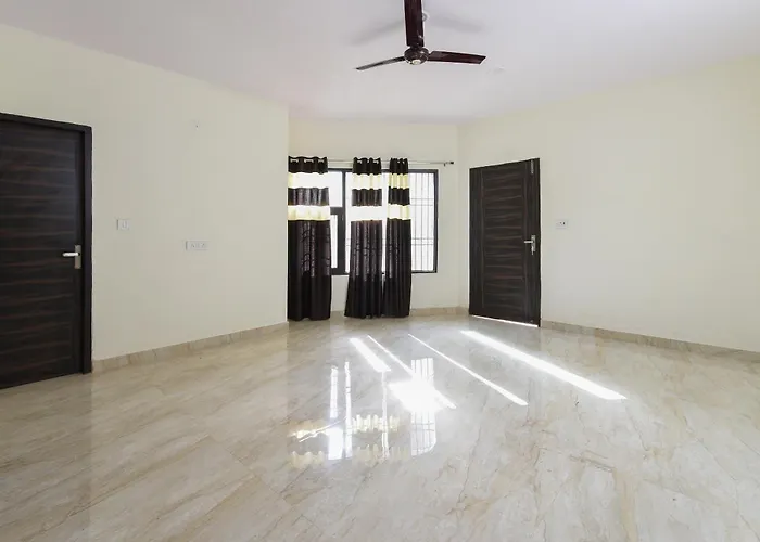 Hotel O Club Residency New Delhi