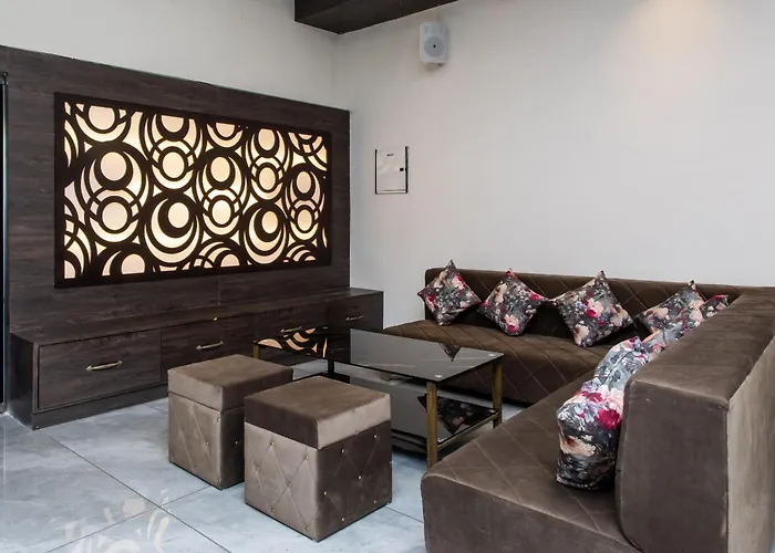 Oyo Happy Home
