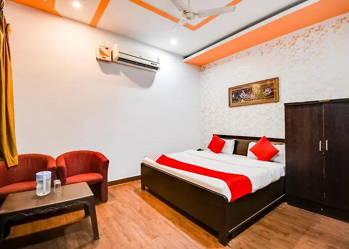 Hotel O Moon Hotel