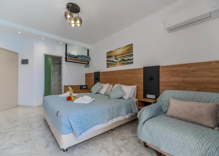 Haraki Bay Hotel And Luxury Apartments